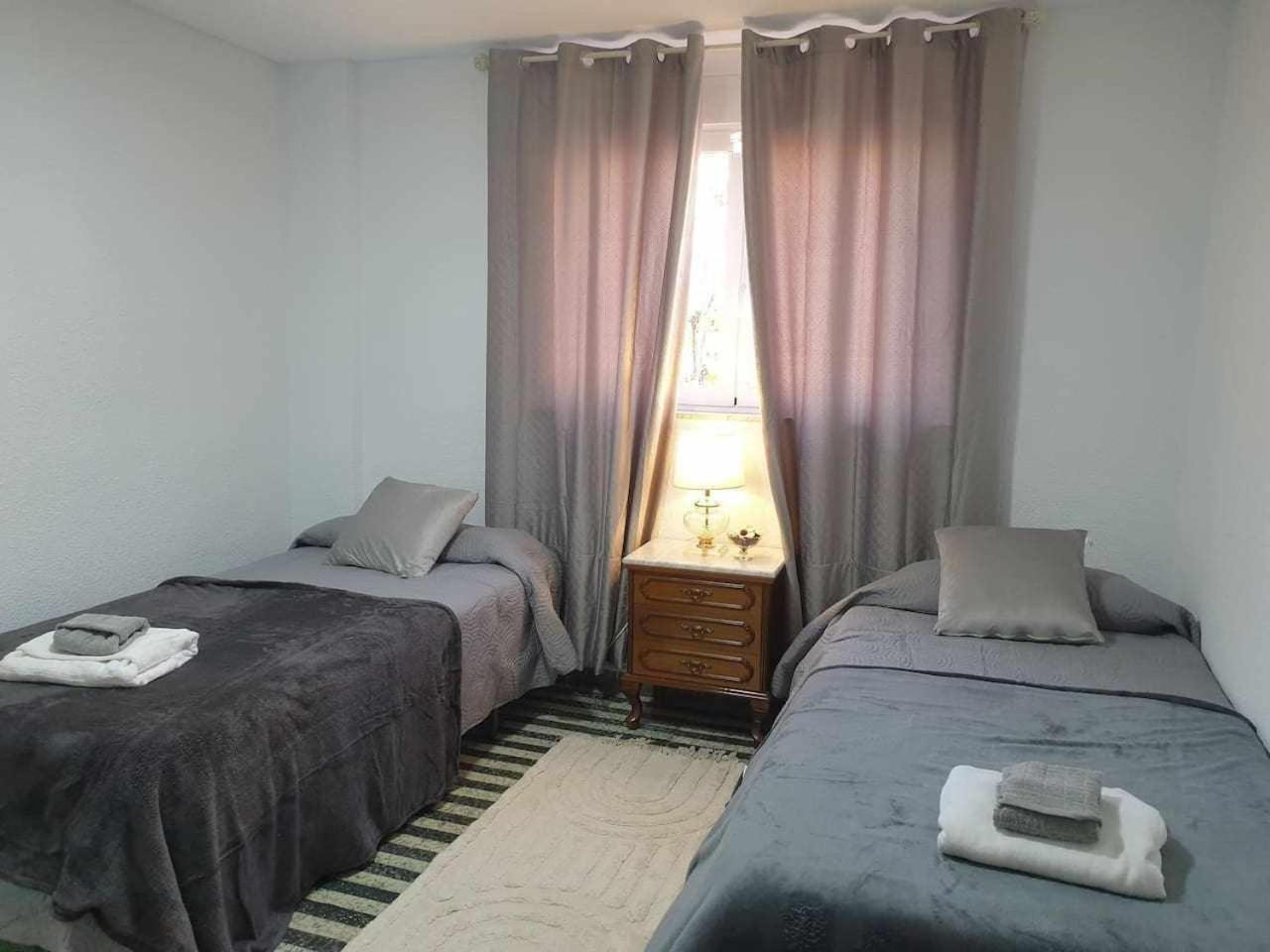 Gran Apartamento A 10 Minuts Mezquita Catedral Cordoba Ngoại thất bức ảnh